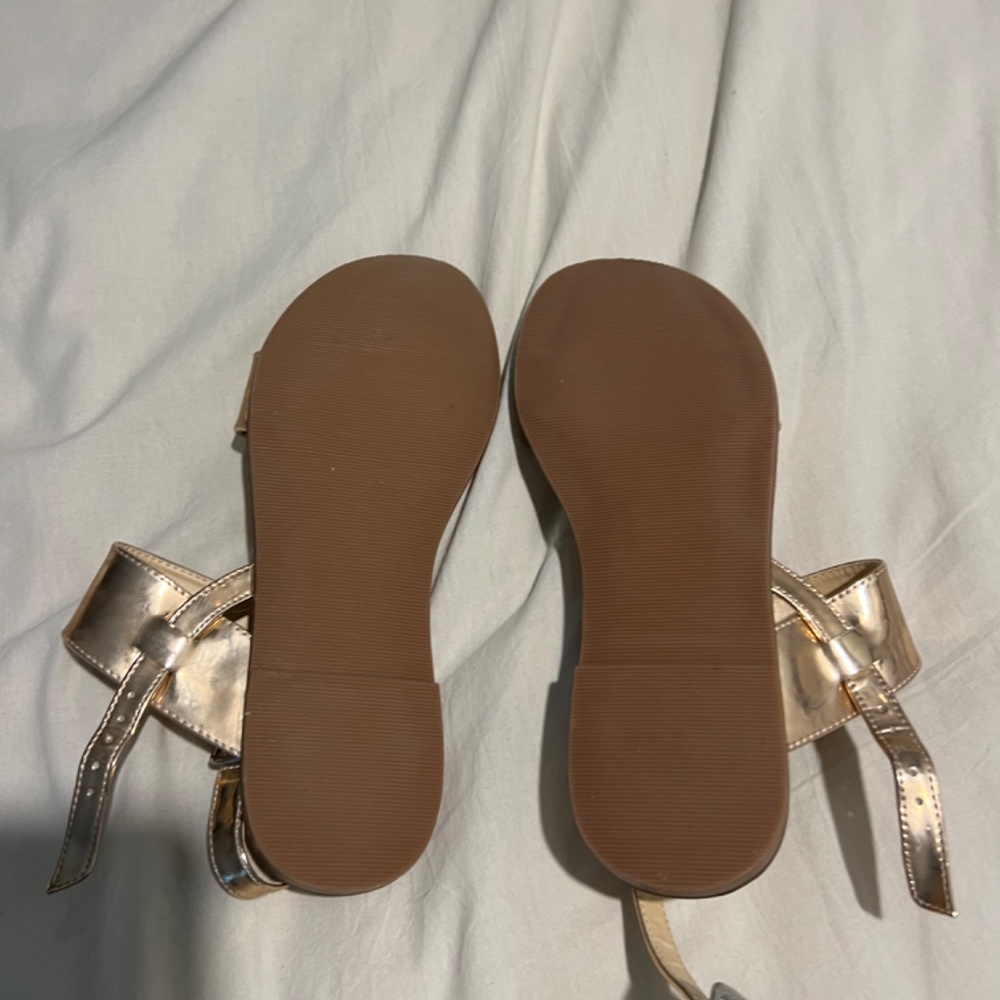 Sandals - Picture 4 of 4